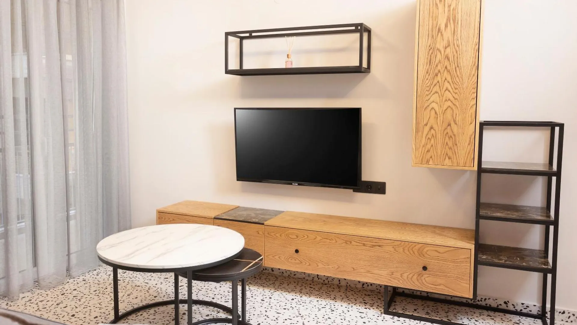 King George 40 Seaside Apartment Thessaloniki